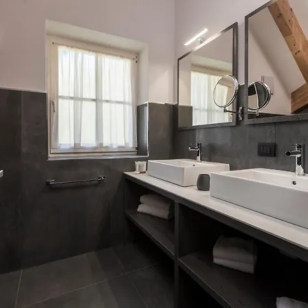 X Alp Hotel