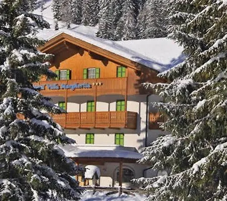X Alp Hotel Pozza di Fassa